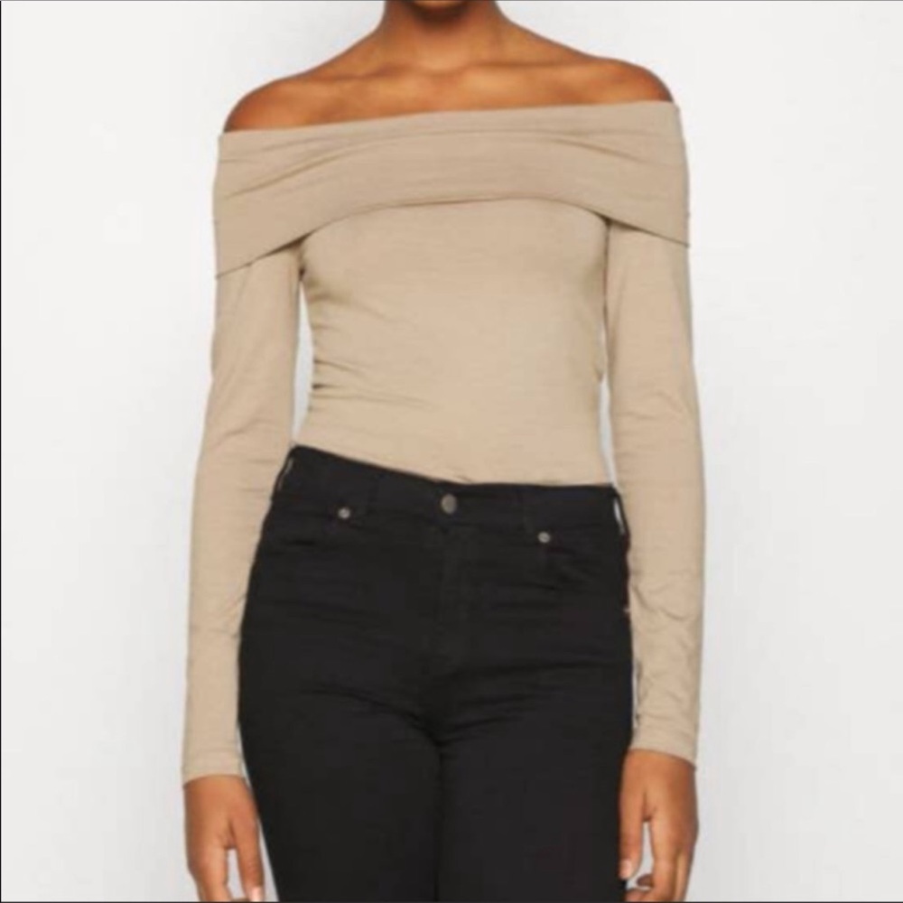Vero Moda Tan Off The Shoulder Long Sleeve Top Size Small
